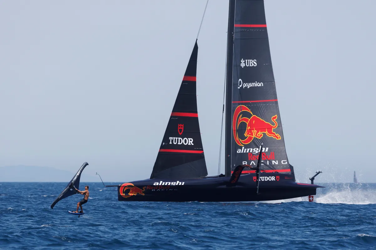 Surf Legend Kai Lenny Cuts Waves With Alinghi Red Bull Racing, video