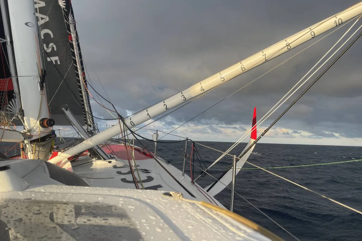 Charlie Dalin leads Vendée Globe to Cape Finistere