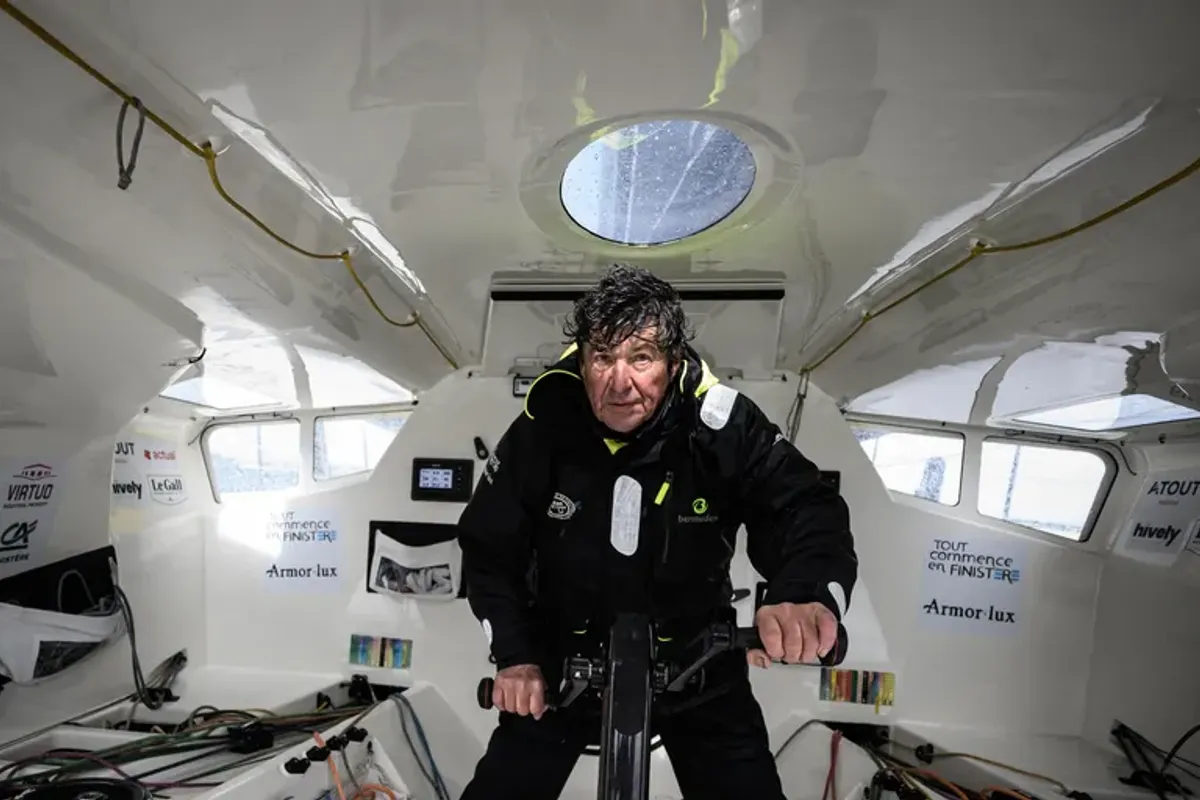 Jean Le Cam leads as Vendée Globe completes its first week at sea