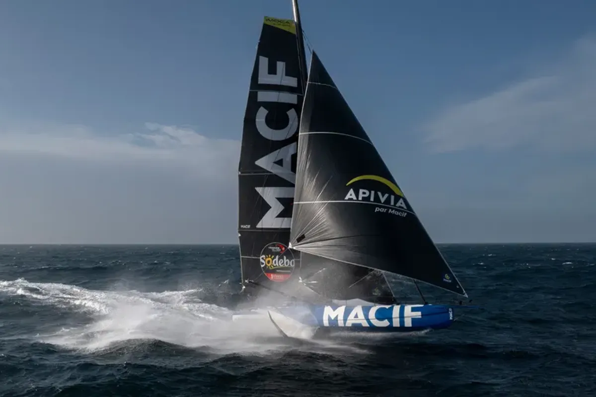 Vendee Globe keeps a date with a low