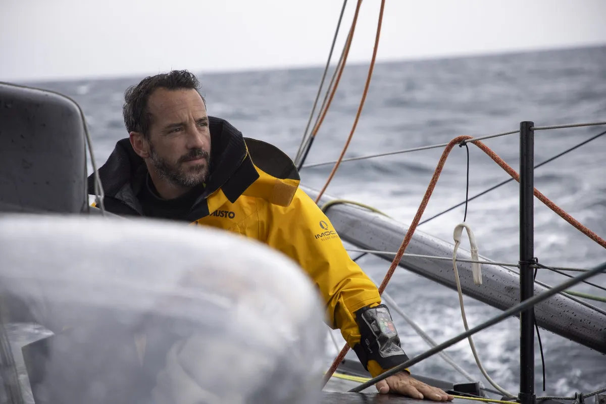 Louis Burton forced to abandon the Vendée Globe