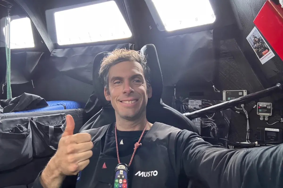 Vendee Globe leaders making good progress eastwards