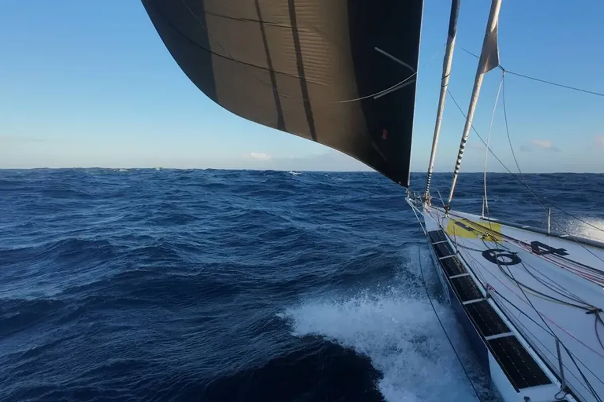 Vendee Globe leaders 'Finding Point Nemo'