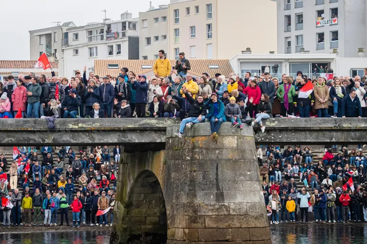 Follow the Vendée Globe finishes