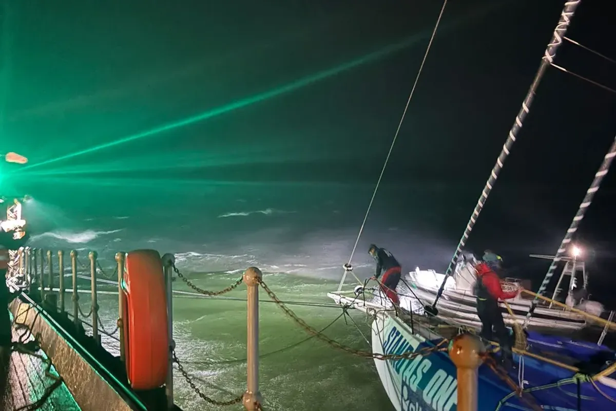 Eric Bellion, STAND AS ONE-Altavia, withdraws from the Vendée Globe