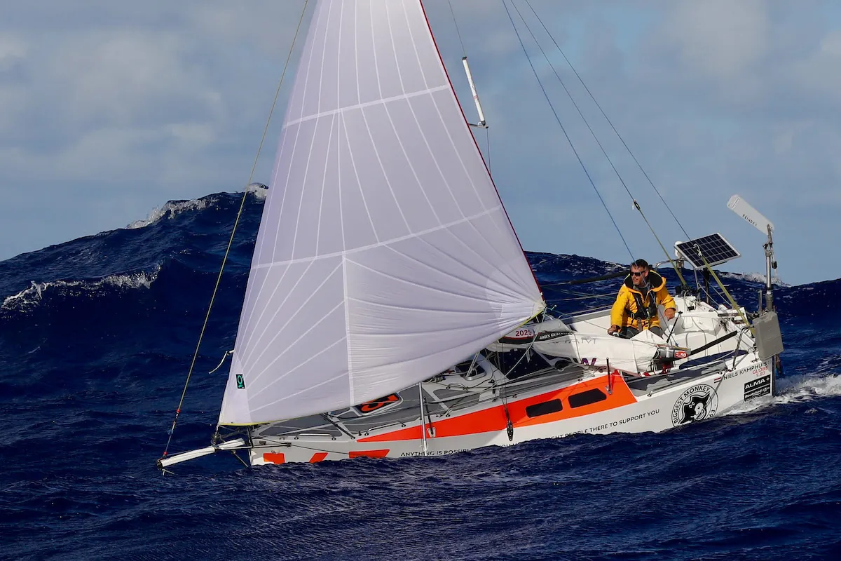 Globe 580 Transat Makes Waves with Record Run