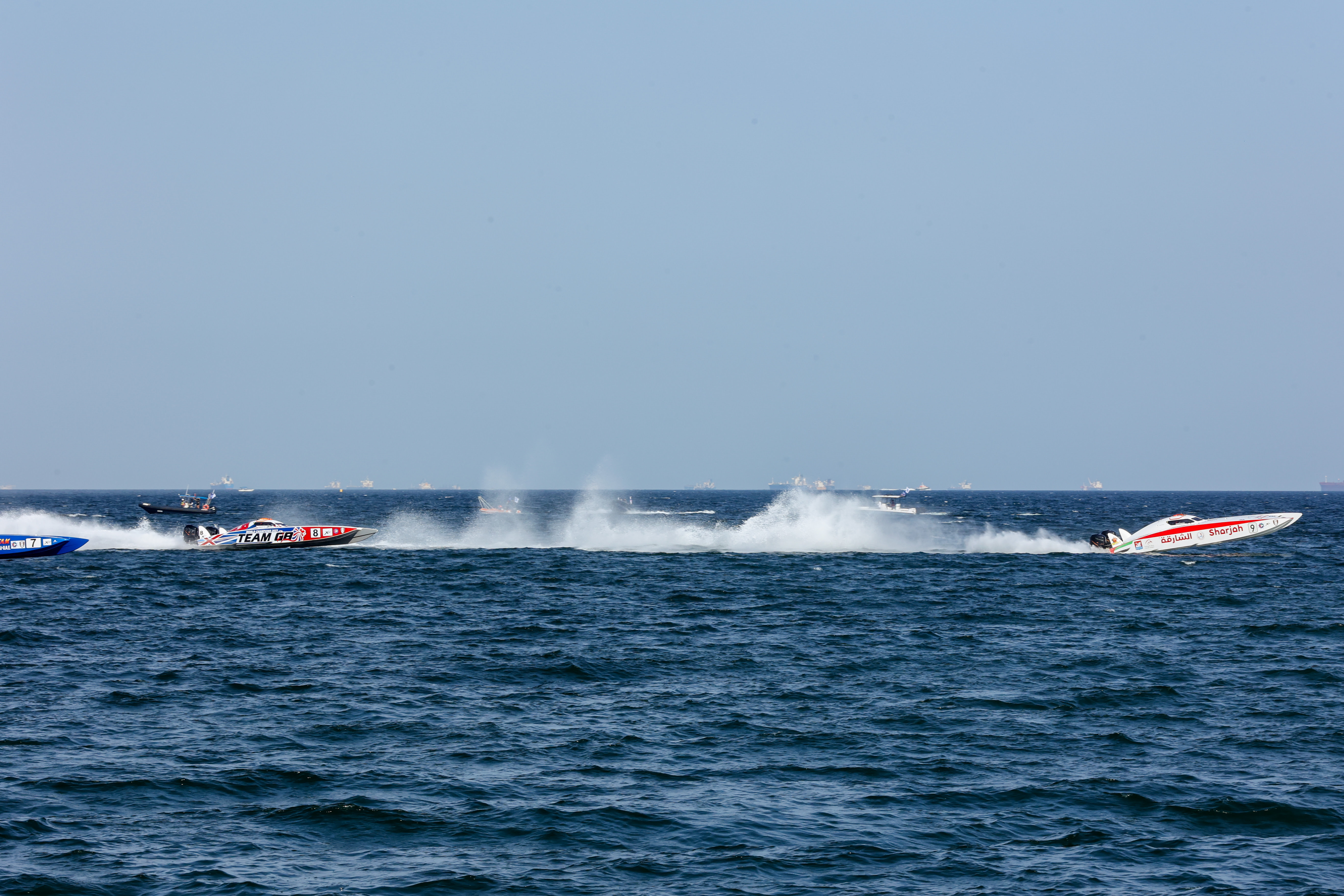 Global crew claims victory in UIM XCAT World Championship Fujairah GP opener