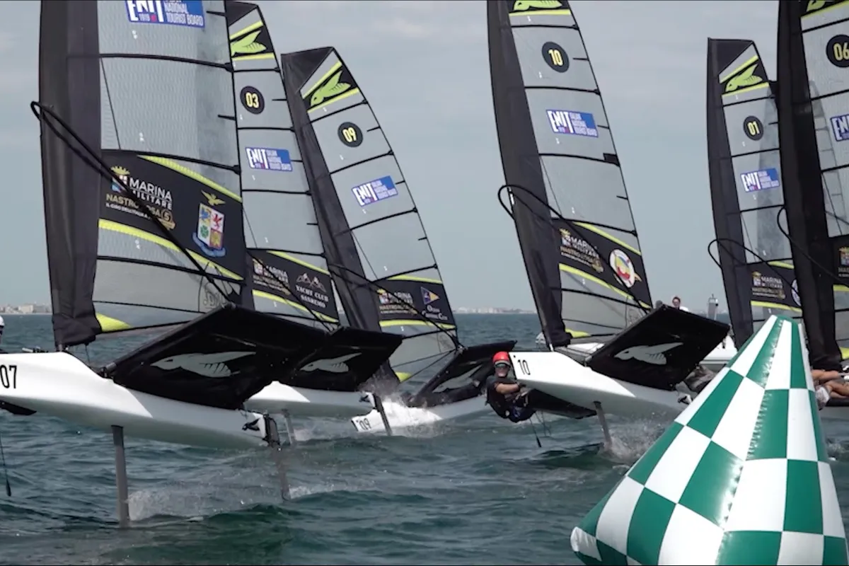 Guardia di Finanza team win first stage of the Nastro Rosa Tour 2025