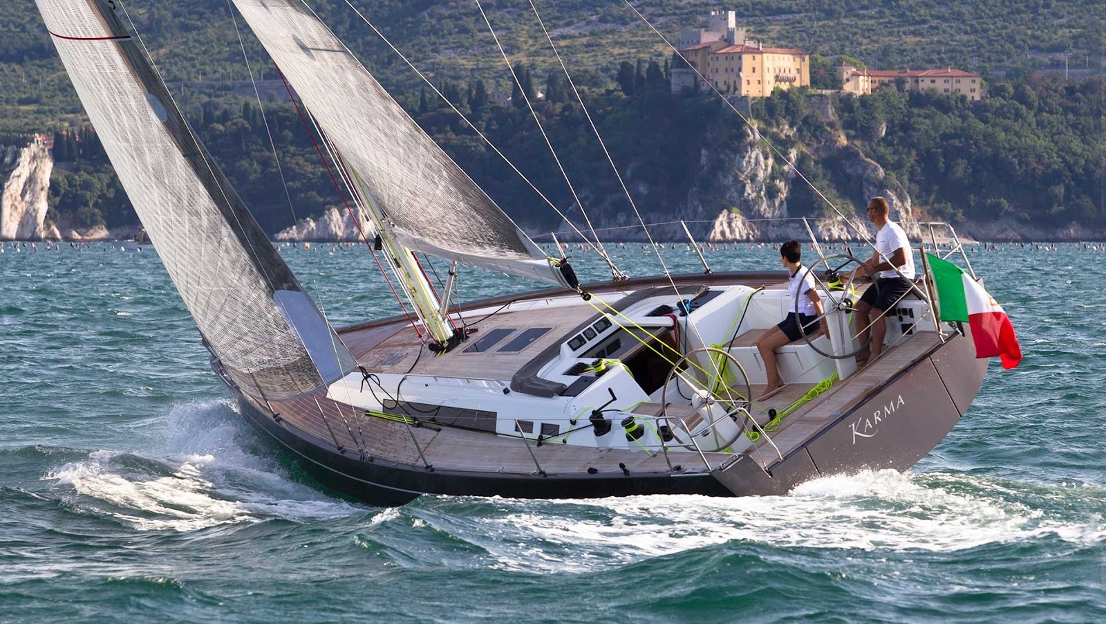 Comparing 40 foot cruisers, boat review 