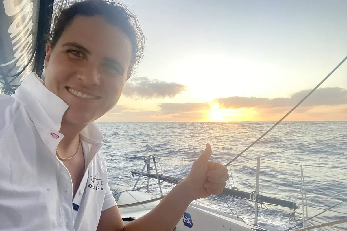 Clarisse Crémer Set To Finish 12th, First Woman Over the Line
