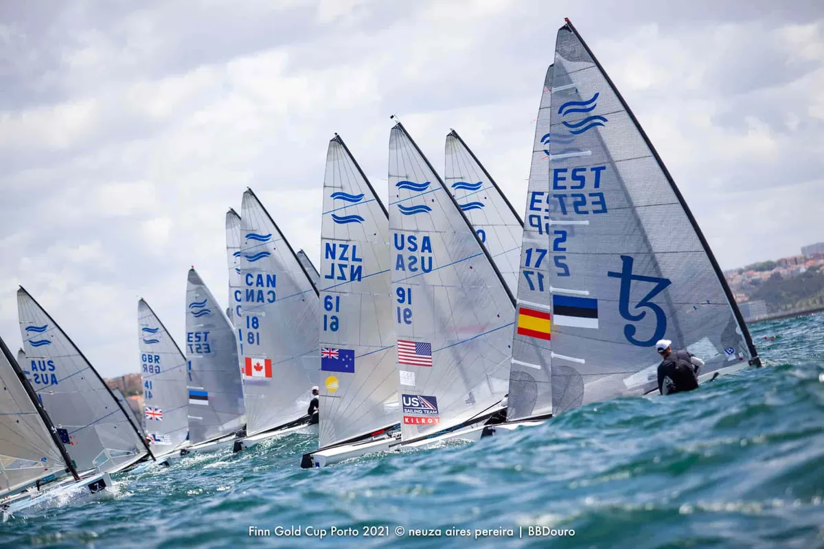 Andy Maloney extends Finn Gold Cup lead on day 4