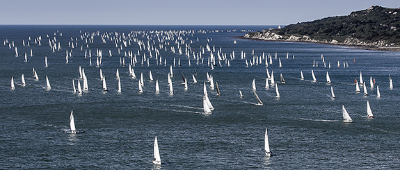 Eeyore retains round the Island Race Gold Roman Bowl