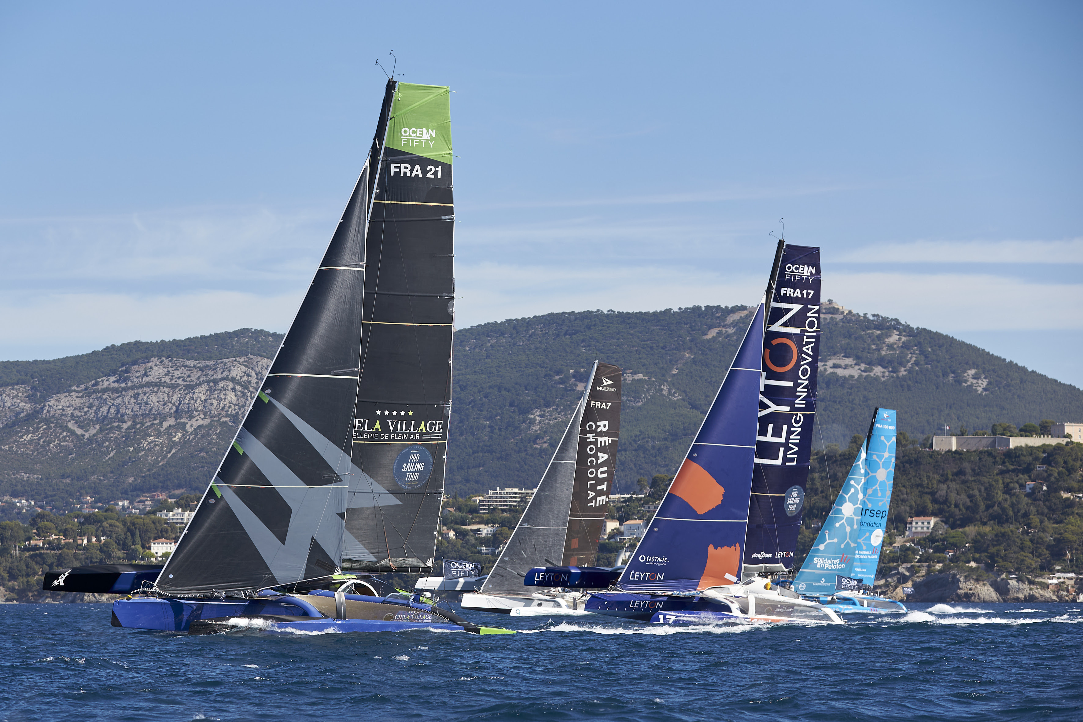 Six &#x2018;Ocean Fifty&#x2019; yachts in the Final Rush from Toulon harbour