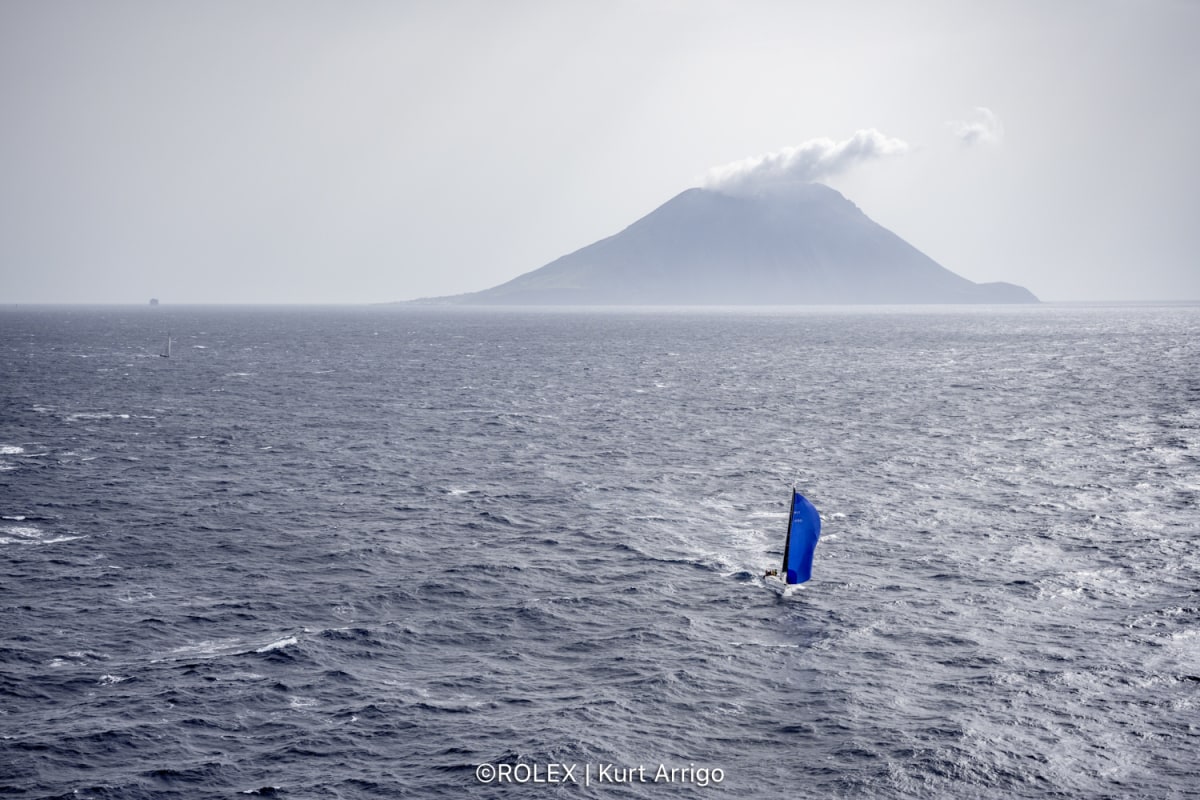 Front-running Maxi Multihulls only 66nm from Rolex Middle Sea Race finish