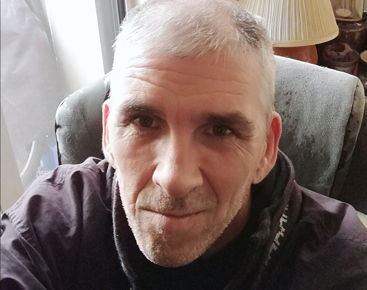 Record holding parachutist William MacBrien enters Global Solo Challenge