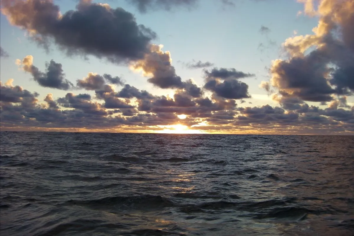 Global Solo Challenge: Route to the South & Azores high, tactical choices