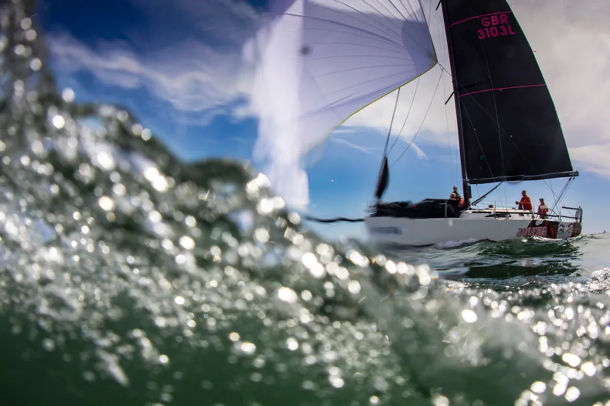 Leaders continue to dominate on Day 2 of RORC Vice Admiral’s Cup