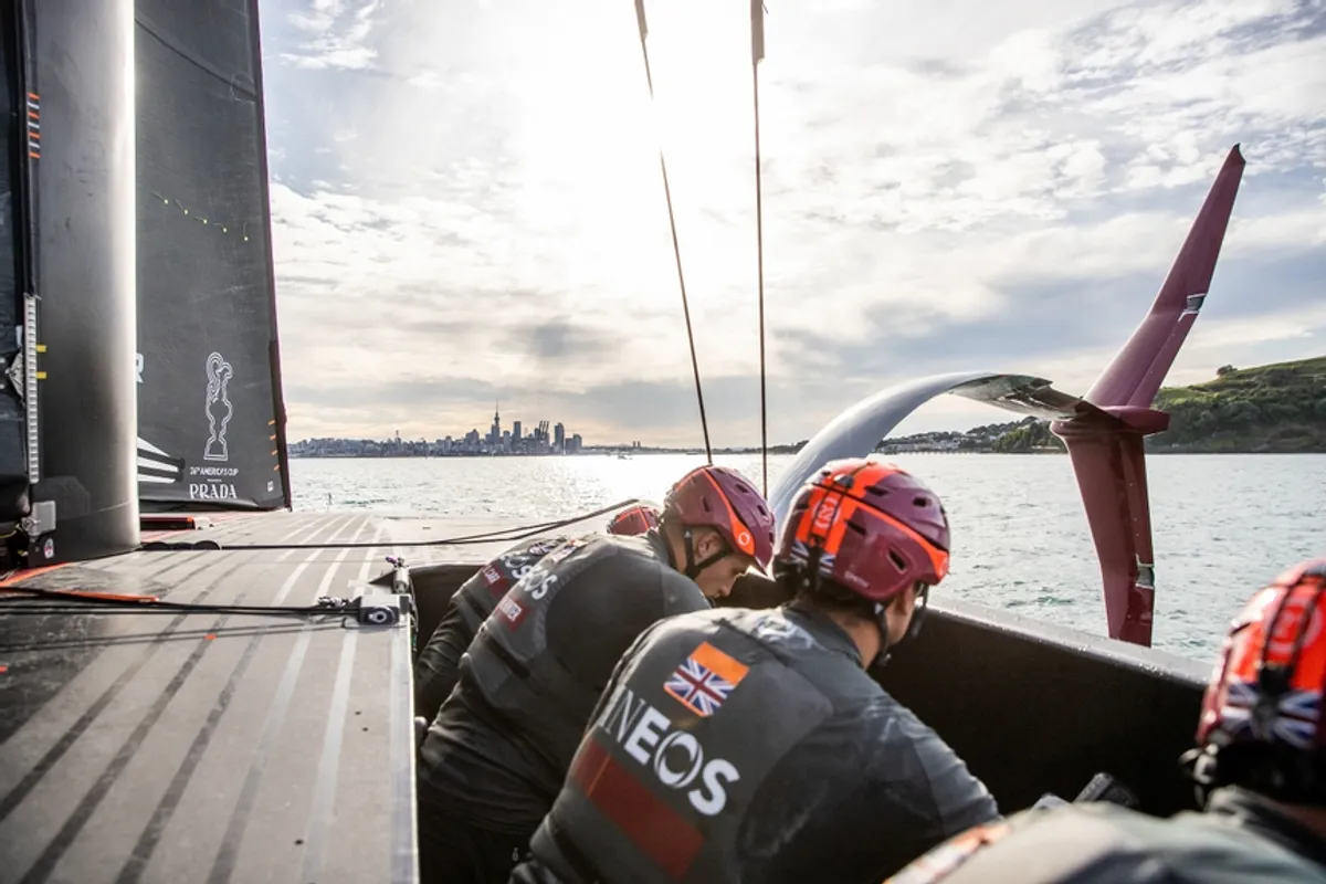 David Carr re-signs with INEOS Britannia for his 6th America’s Cup