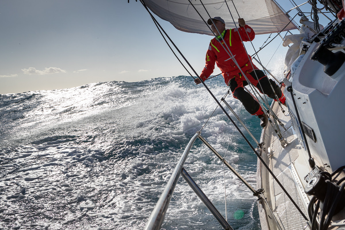Golden Globe Race entrants struggle to make the start: Retirements expected