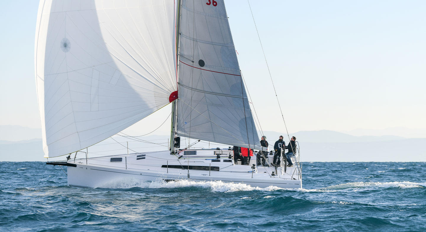  Beneteau exhibiting six new products during the autumn boat shows
