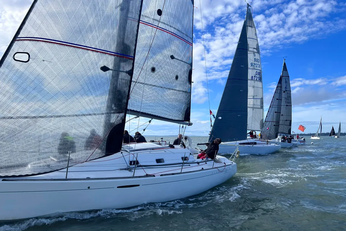 Dry and largely sunny day for Week 4 of the Hamble Winter Series