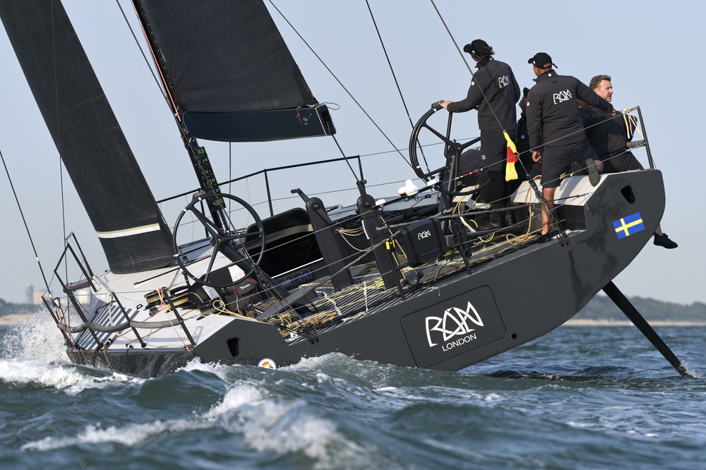 Niklas Zennstrom&#x2019;s Carkeek CF 520 R&#xE1;n wins The Morgan Cup