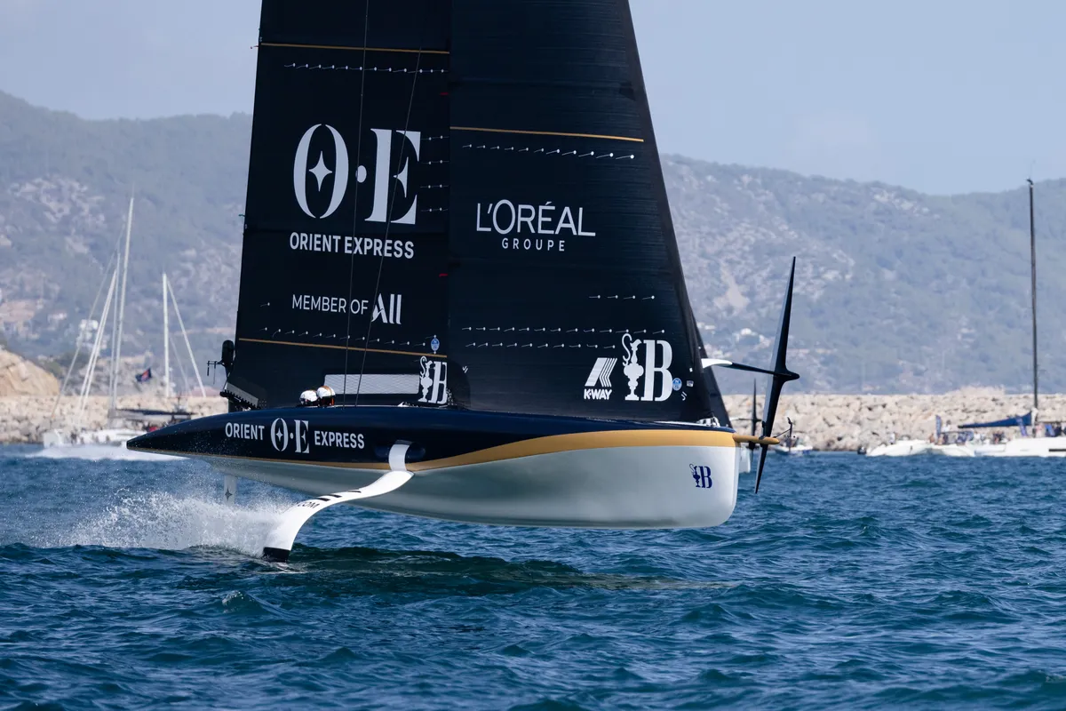 Nail biting opener to America’s Cup Preliminary Regatta, video